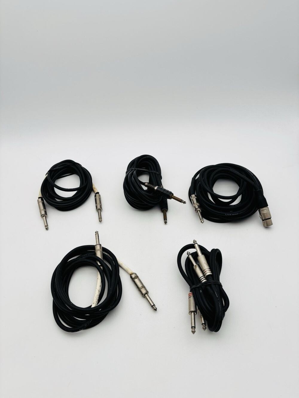 Qty (5) Audio 1/4" Studio-rack-Instrument cables Tested Working